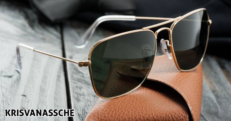 TOREGE Sports Polarized Sunglasses for Men Women